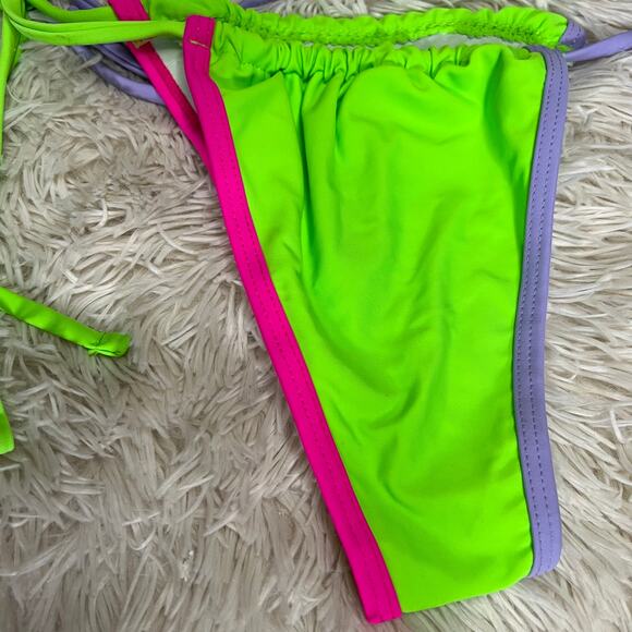 Shein women's tri-color triangle top +matching side-tie cheeky bottom bikini set - Picture 9 of 12